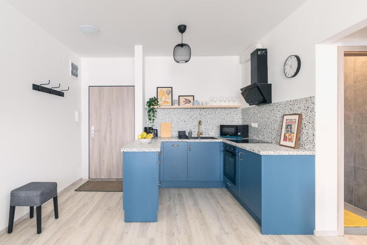 Corvin Apartment With Balcony And Ac Βουδαπέστη Εξωτερικό φωτογραφία