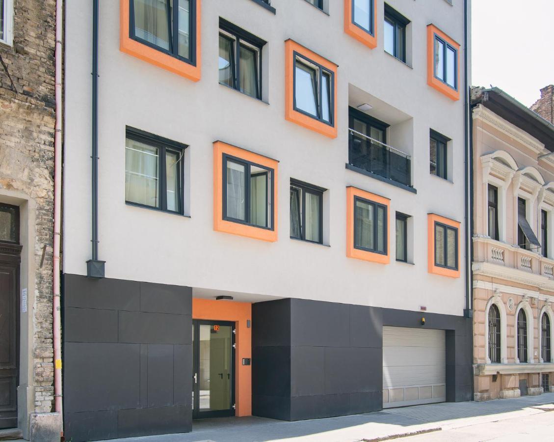 Corvin Apartment With Balcony And Ac Βουδαπέστη Εξωτερικό φωτογραφία